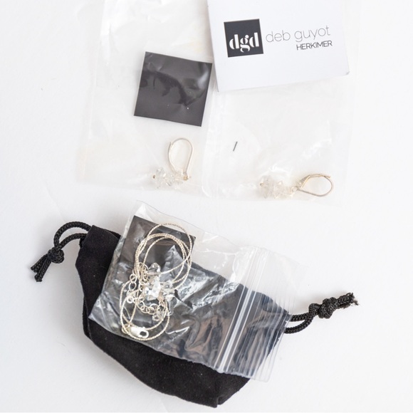 Deb Guyot Herkimer diamond quartz 3 stone necklace & earring set quiet luxury - Picture 15 of 16